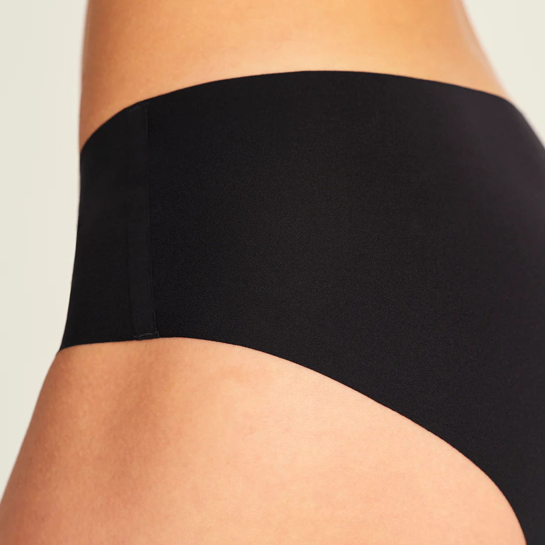 Hipster Seamless Extra Strong black - Image 4